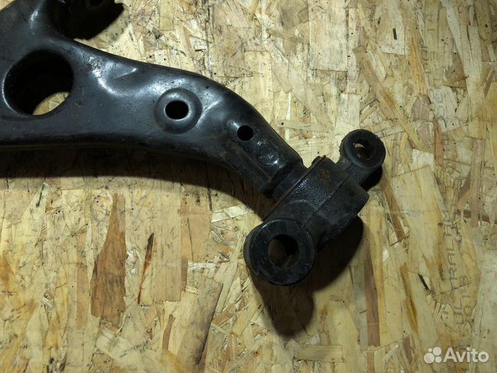 Рычаг подвески нижний передний левый Mazda 6 GJ SH