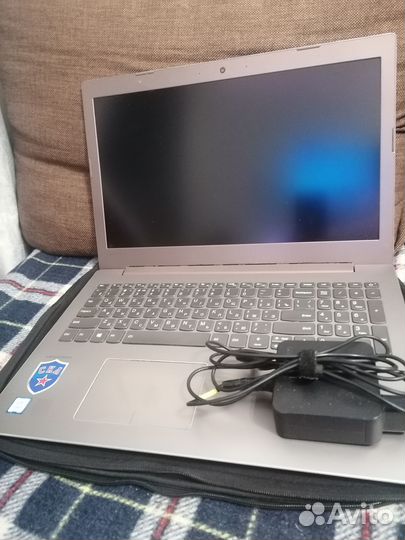 На запчасти lenovo i5-7200U/8Gb/GF 940MX