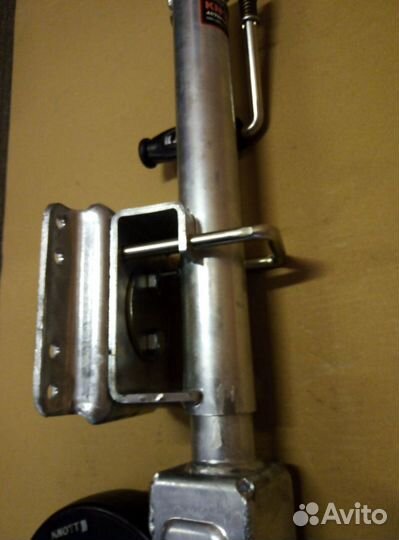 Колесо опорное кнотт ТК51-210/50 M