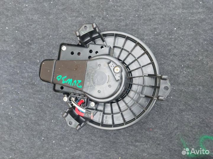 Моторчик печки Toyota Prius 3 ZVW30 (2009 - 2011)