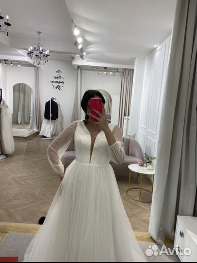 Свадебное платье