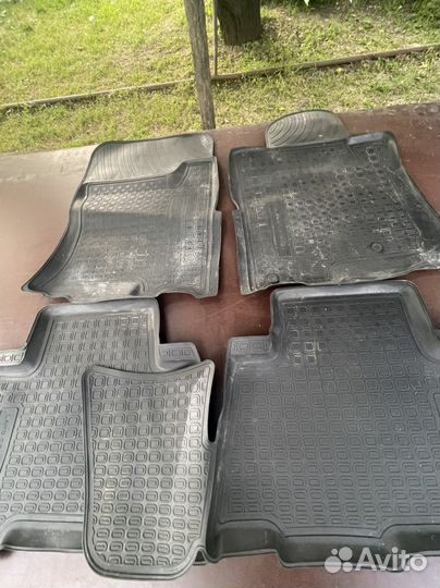 Коврики на прадо 150