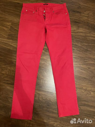 Продаю мужские красные джынсы фирмы Sisley