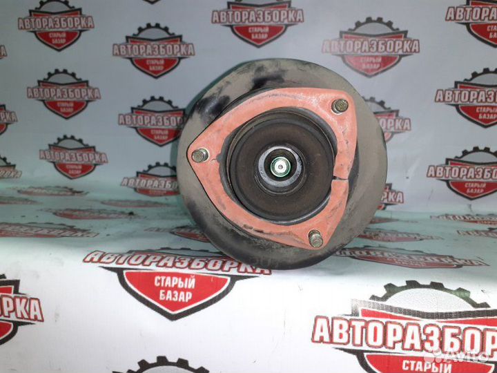 Стойка передняя Nissan Bluebird EU13 SR18(DE) 1995