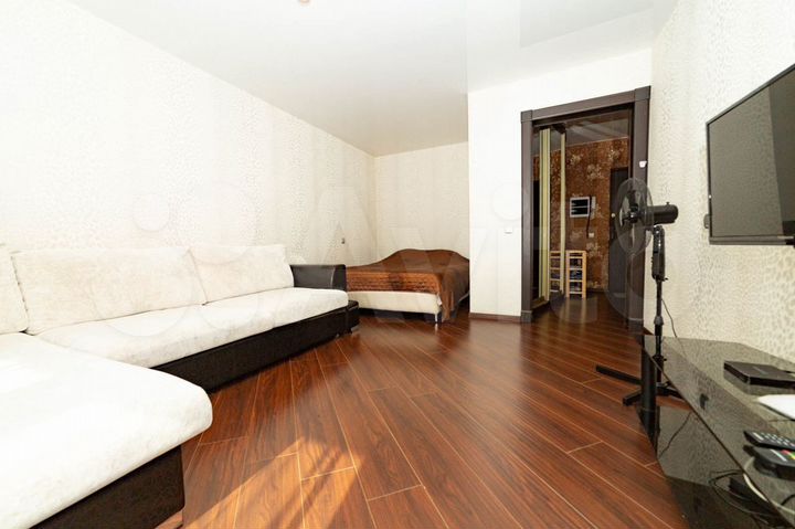 1-к. квартира, 42 м², 10/16 эт.