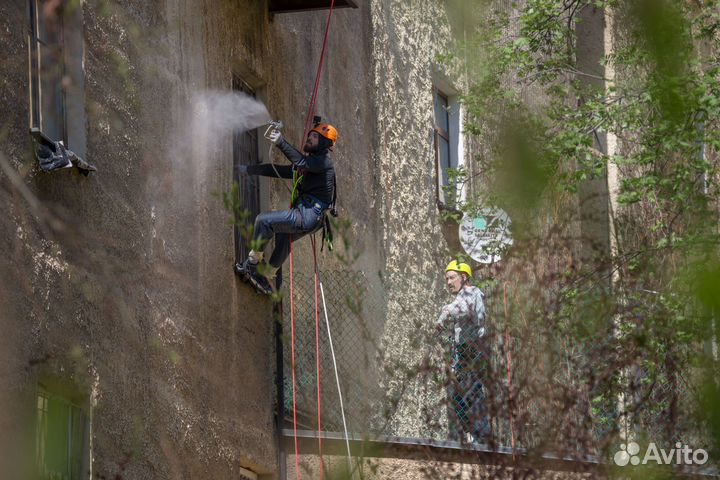 Мойка фасада, окон, балконов и обеспыливание