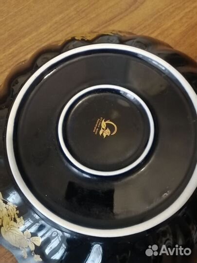 Тарелка фарфоровая большая