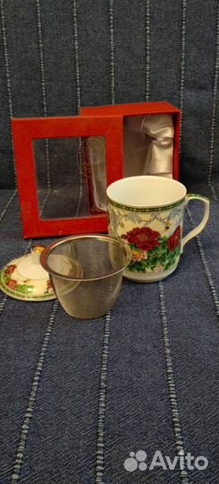 Чашка подарочная