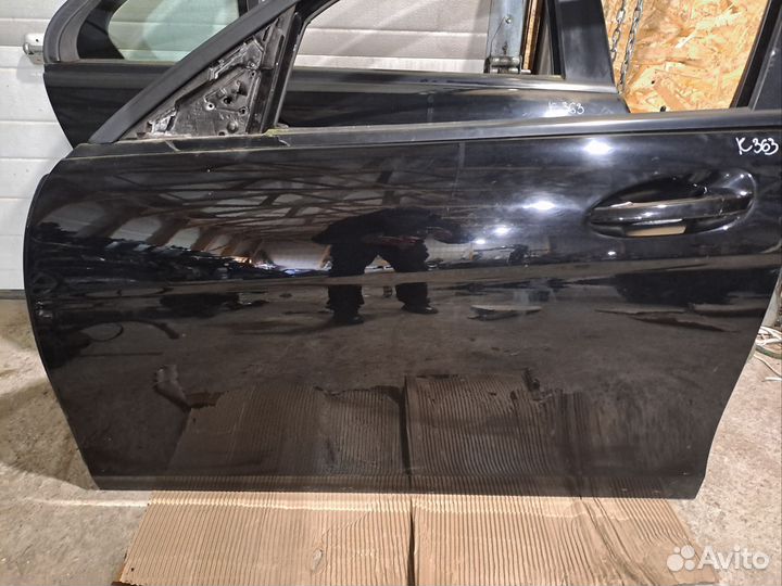 Дверь Mercedes w204