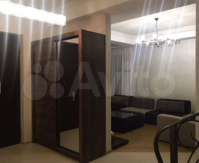 Дом 200 м² на участке 7 сот.