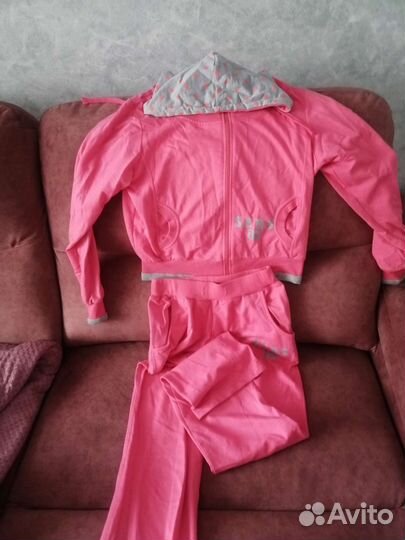 Спортивный костюм женский