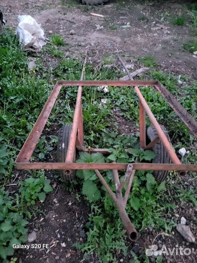 Садовая тачка двухколесная