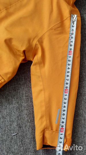 Курточка парка Reima новая. Шапки reima