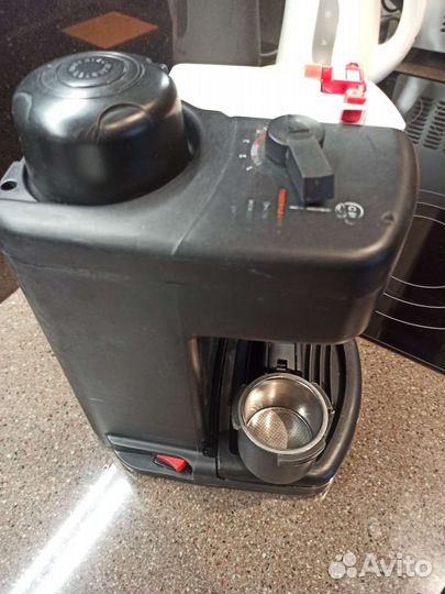 Кофемашина delonghi