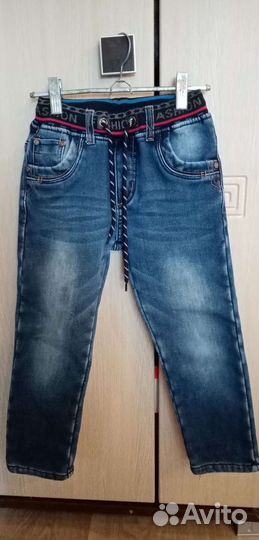 Джинсы