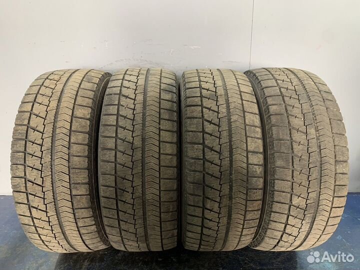 Bridgestone Blizzak VRX 215/55 R16 93Q