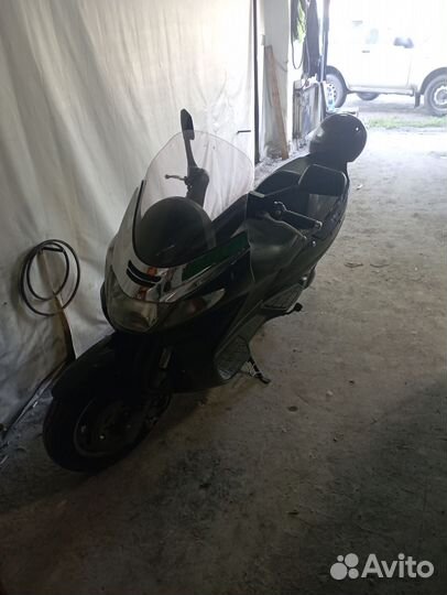 Максискутер Suzuki skaiwey