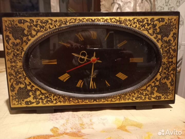 Часы настольные