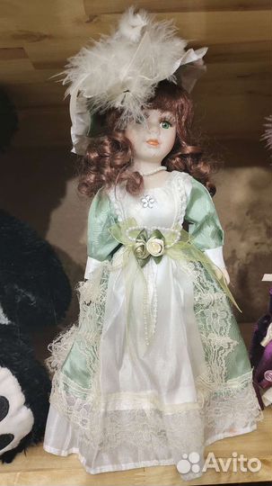 Кукла фарфоровая коллекционная