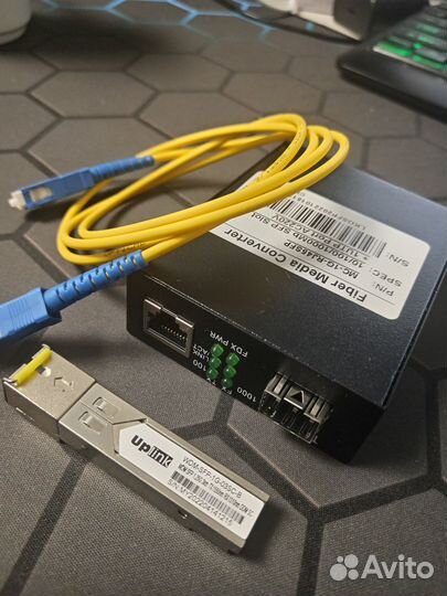 Медиаконвертер MC-1G-RJ45SFP с модулем UpLink WDM