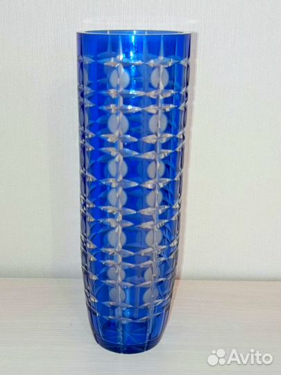 Хрустальная ваза