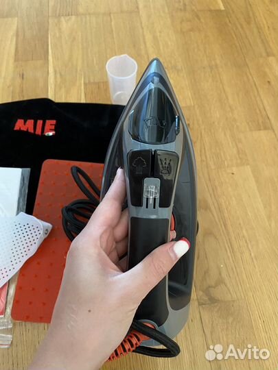 Утюг с отпаривателем MIE