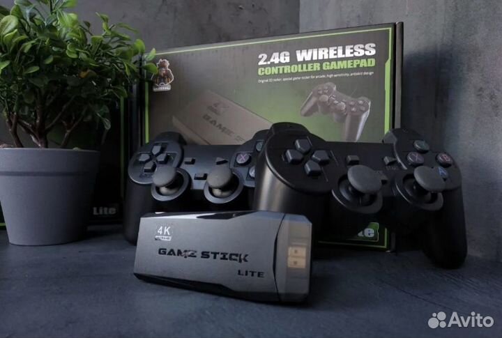 Игровая приставка Game Stick 10 000 игр