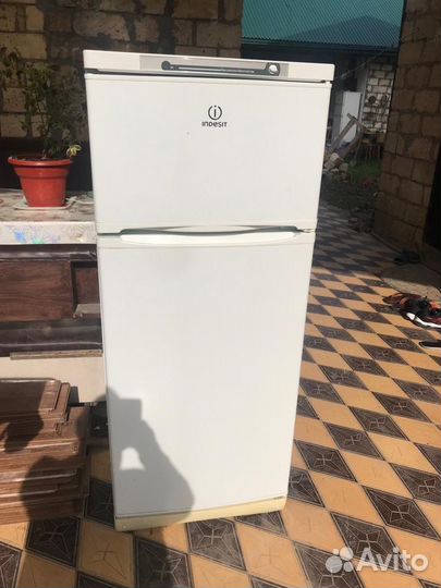 Холодильник индизит
