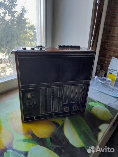 Радиоприёмник Ленинград 006 рабочий в хорошем сост