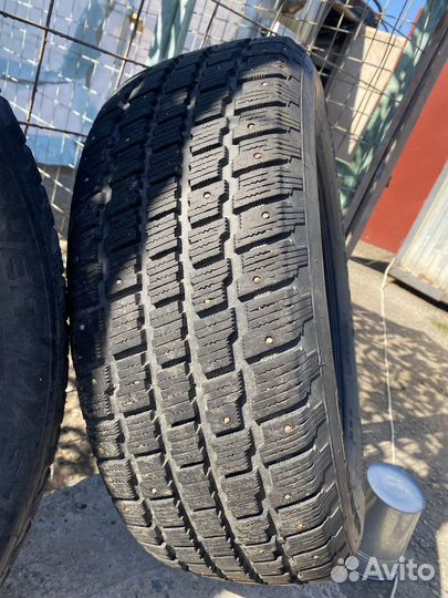 Cooper Weather-Master S/T 2.25/60 R17