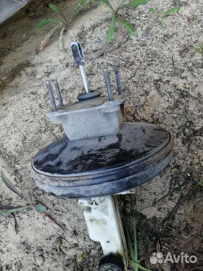 Вакуумный усилитель тормозов, тормозной цилиндр