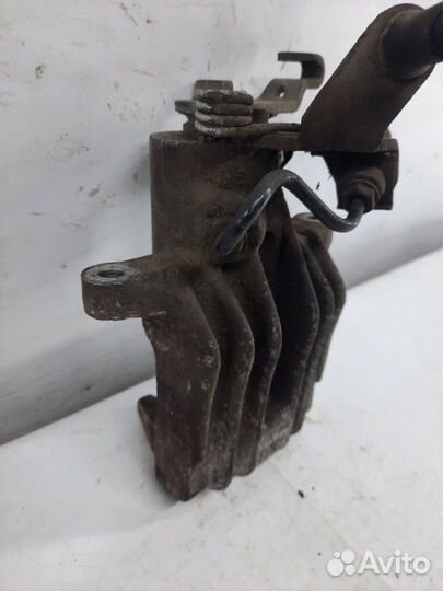 Суппорт тормозной задний левый Ford Mondeo