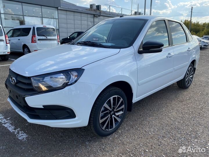 LADA Granta 1.6 МТ, 2023