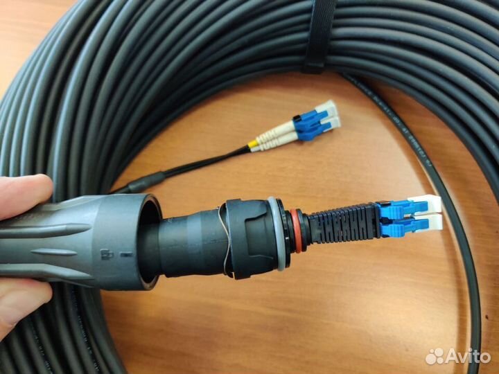 Оптический патч-корд LC-LC, 100 м