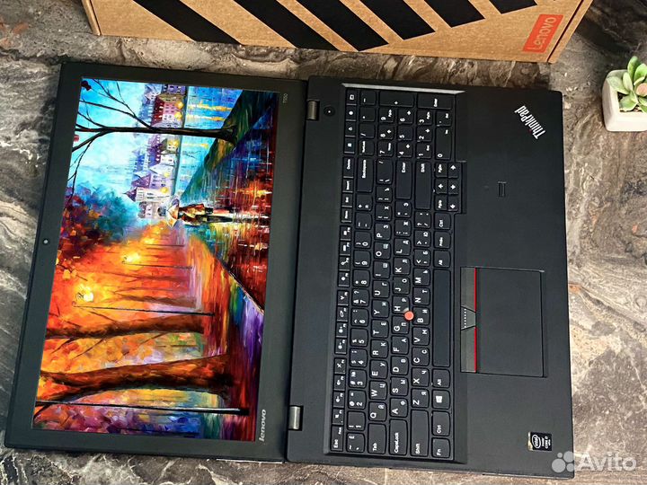 В коробке Lenovo Thinkpad T550 i7 FHD 16GB 512GB