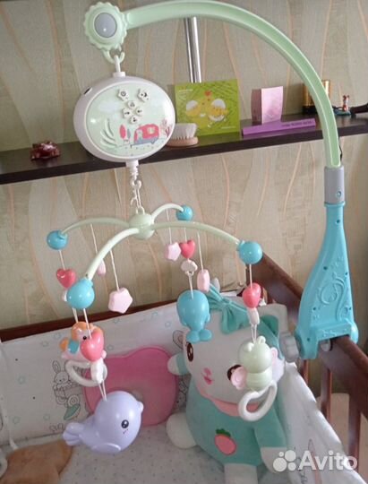 Мобиль в кроватку с проектором