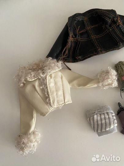 Вещи для bratz