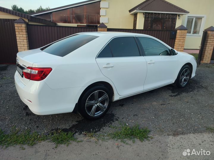 Toyota Camry 2.5 AT, 2013, 230 000 км