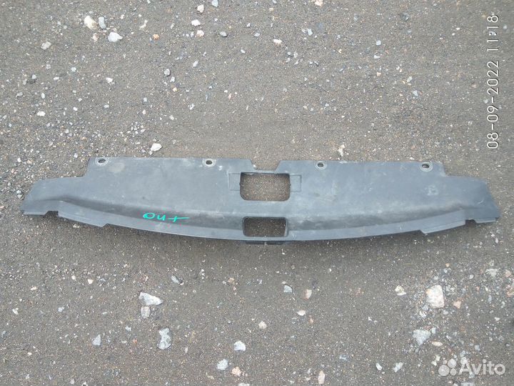 Кожух замка капота Мицубиси Оутлендер XL/2010 г