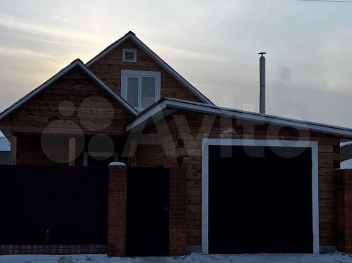 Дом 140 м² на участке 5 сот.