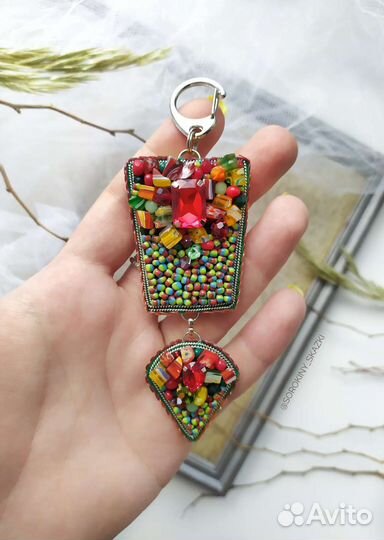 Брелок из бисера