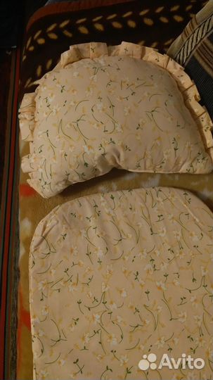 Матрасик и подушка в коляску