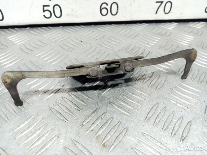 Б/У Пружина переднего суппорта#001