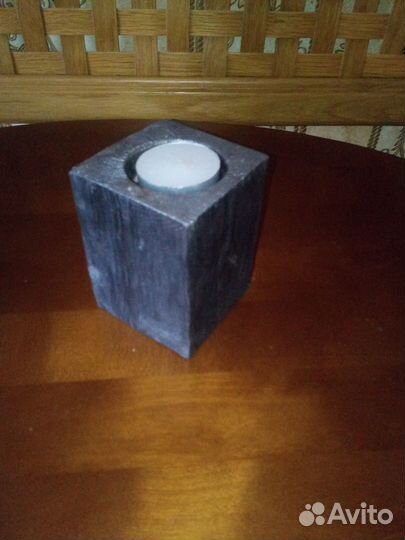 Подсвечник из дерева