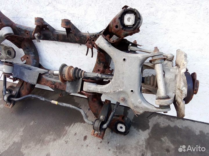 Балка задняя/подрамник BMW X5