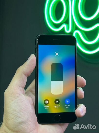 iPhone 8, 256 ГБ