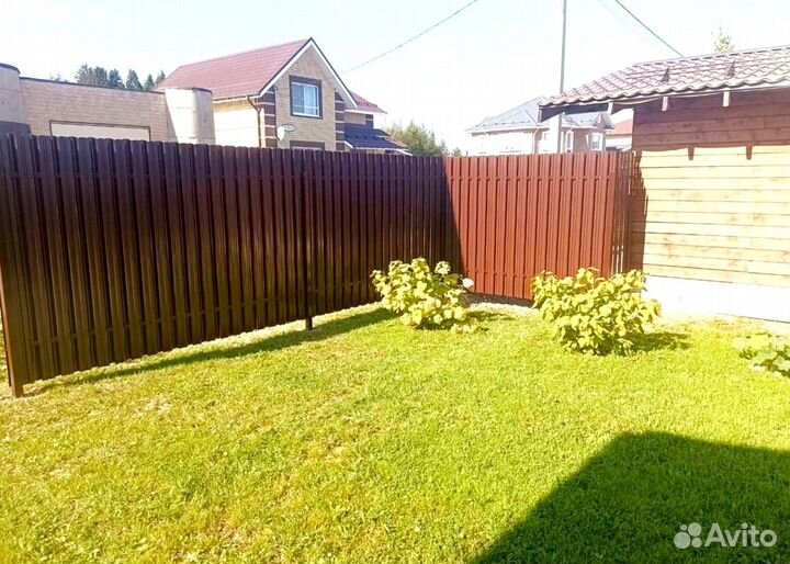 Установка забора из профнастила