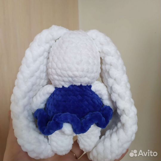 Вязанный зайка на заказ