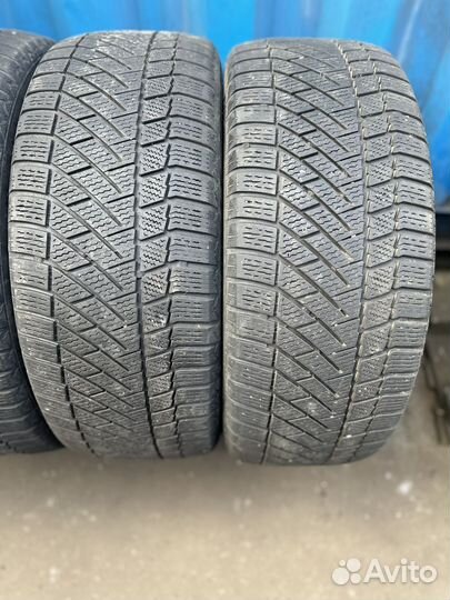 Continental ContiVikingContact 6 SUV 235/55 R18 104T