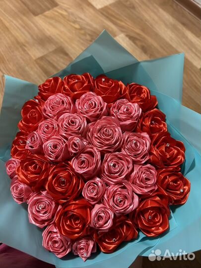 Розы из лент